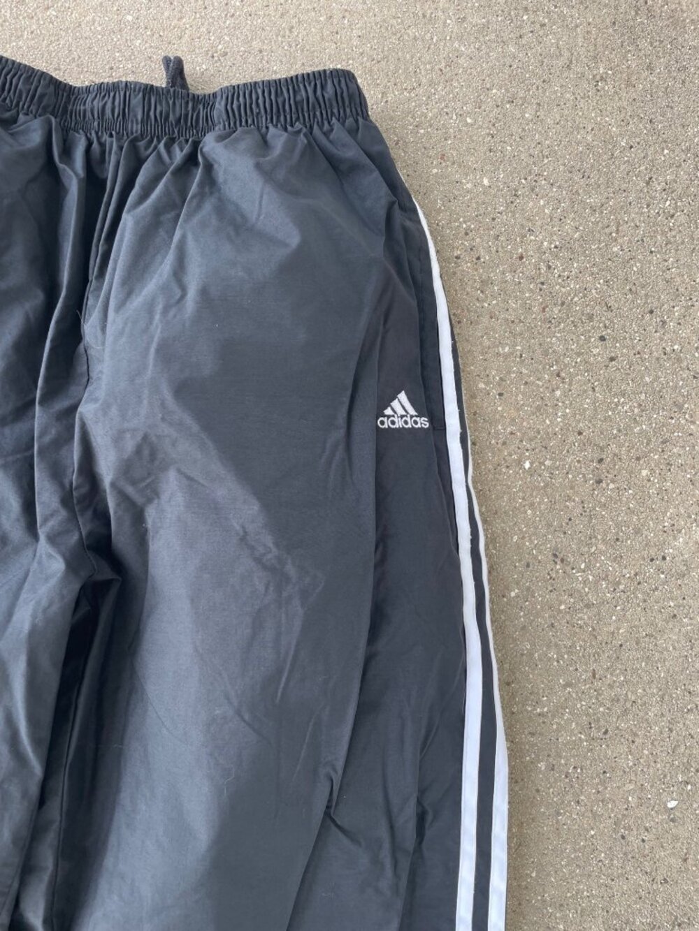 Vintage Y2K Adidas Track Pants Black Mens M Streetwear 3 Stripe 2001 Rave Goth - Picture 11 of 12